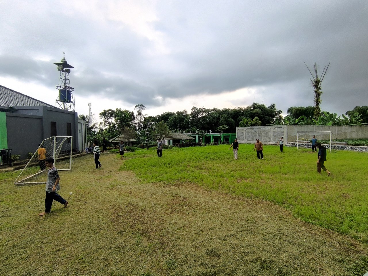 Lapangan Olahraga Umdatul Quran